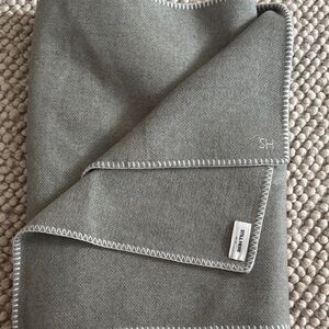 Still Here New York Blanket Scarf - Herringbone